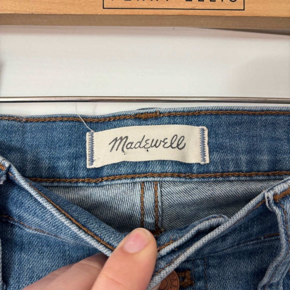 Madewell Womens Cali Demi-Boot Jeans in Bess Wash Button Front Edition 27 - Picture 10 of 14